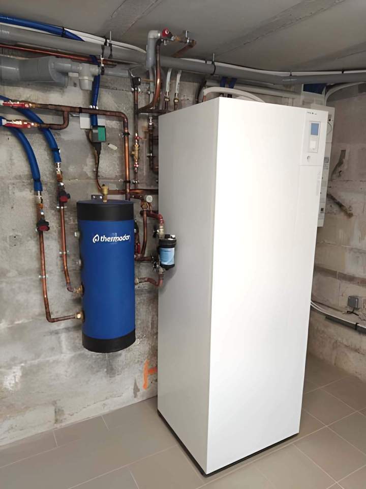 Pompe à chaleur Thermor, avec ballon d'eau chaude intégré, Treillières